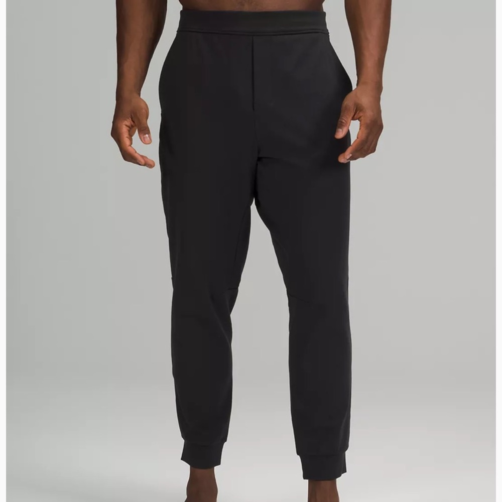 Lululemon Men’s Intent Jogger